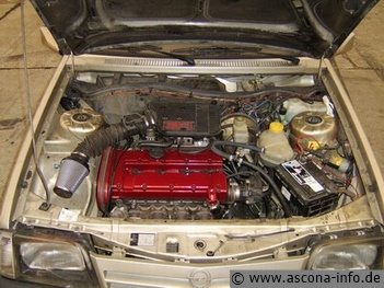 Ascona C 2.0i 16V Motor Umbau