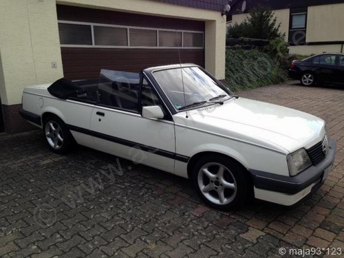 Ascona Cabrio