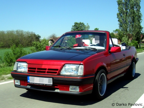 Ascona Cabrio