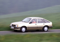 Ascona C Pressefotos